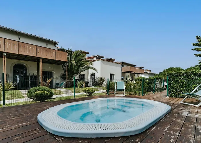 Clara, Face A L'ocean Et Au Golf De Chiberta Aparthotel 4*